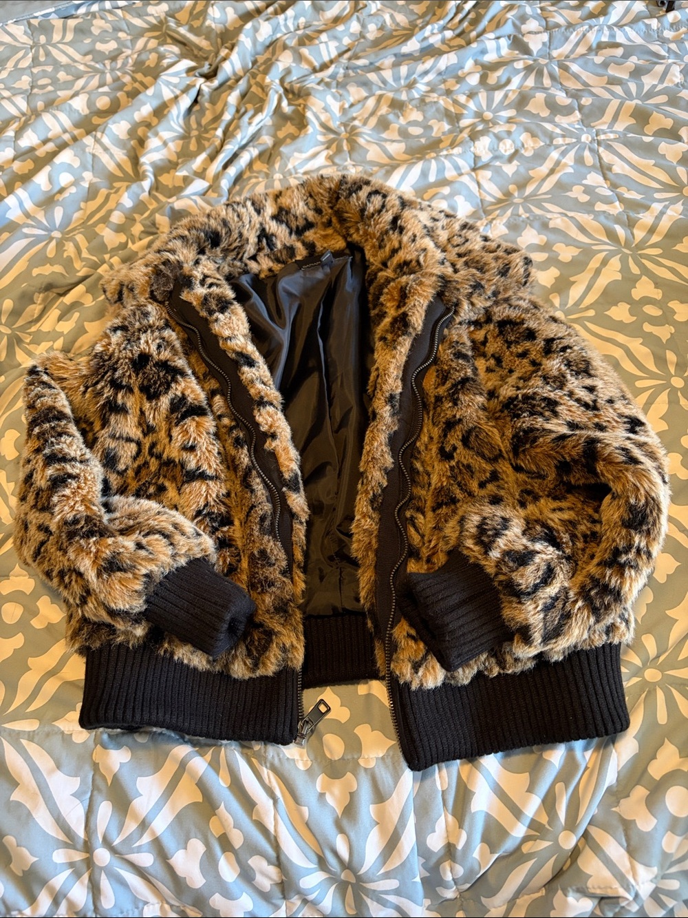 Banana Republic Faux Fur Leopard-Print Jacket - Great condition